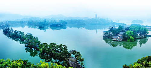 西湖娱乐城- 西湖娱乐城官方网站- 西湖娱乐城APP杭州西湖简介一幅流动的山水画卷邀你共赏千年风情！ 杭州西湖又名钱塘