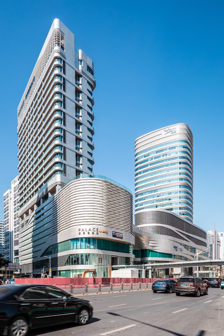 地铁无缝直达深圳来福士广场显宝藏属性