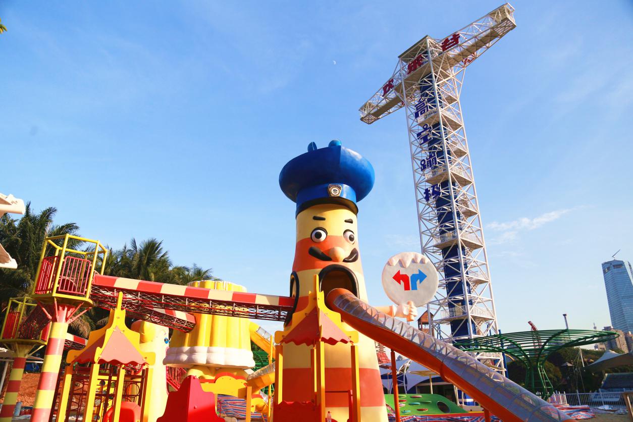 深圳欢乐谷阳光海岸惊艳亮相打造首个双跳台高空蹦极