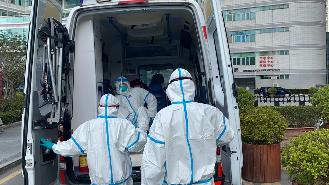 吹响"战疫"的号角 奔跑在"战疫"前线的深圳120急救人