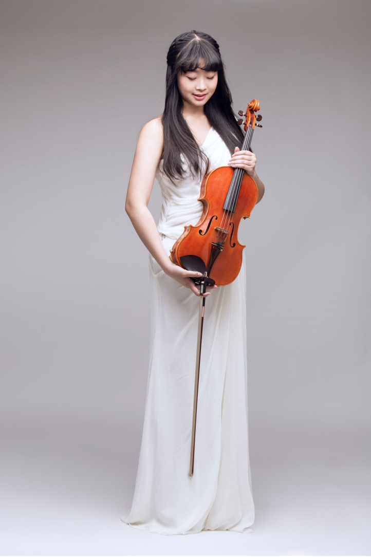 现就读于美国科尔本(colburn)音乐学院,师从美国著名中提琴演奏家paul