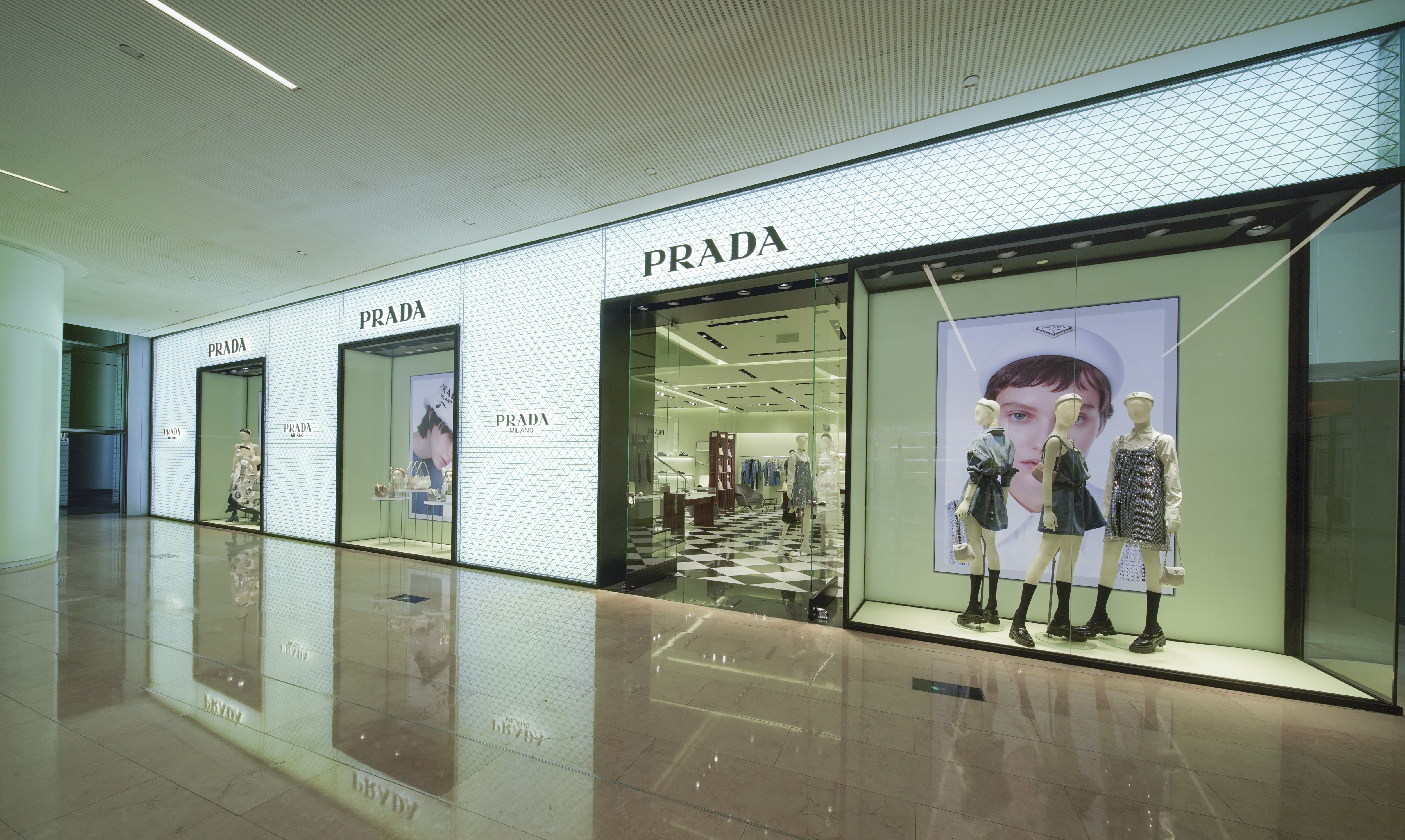 prada精品店在广州太古汇盛大开幕