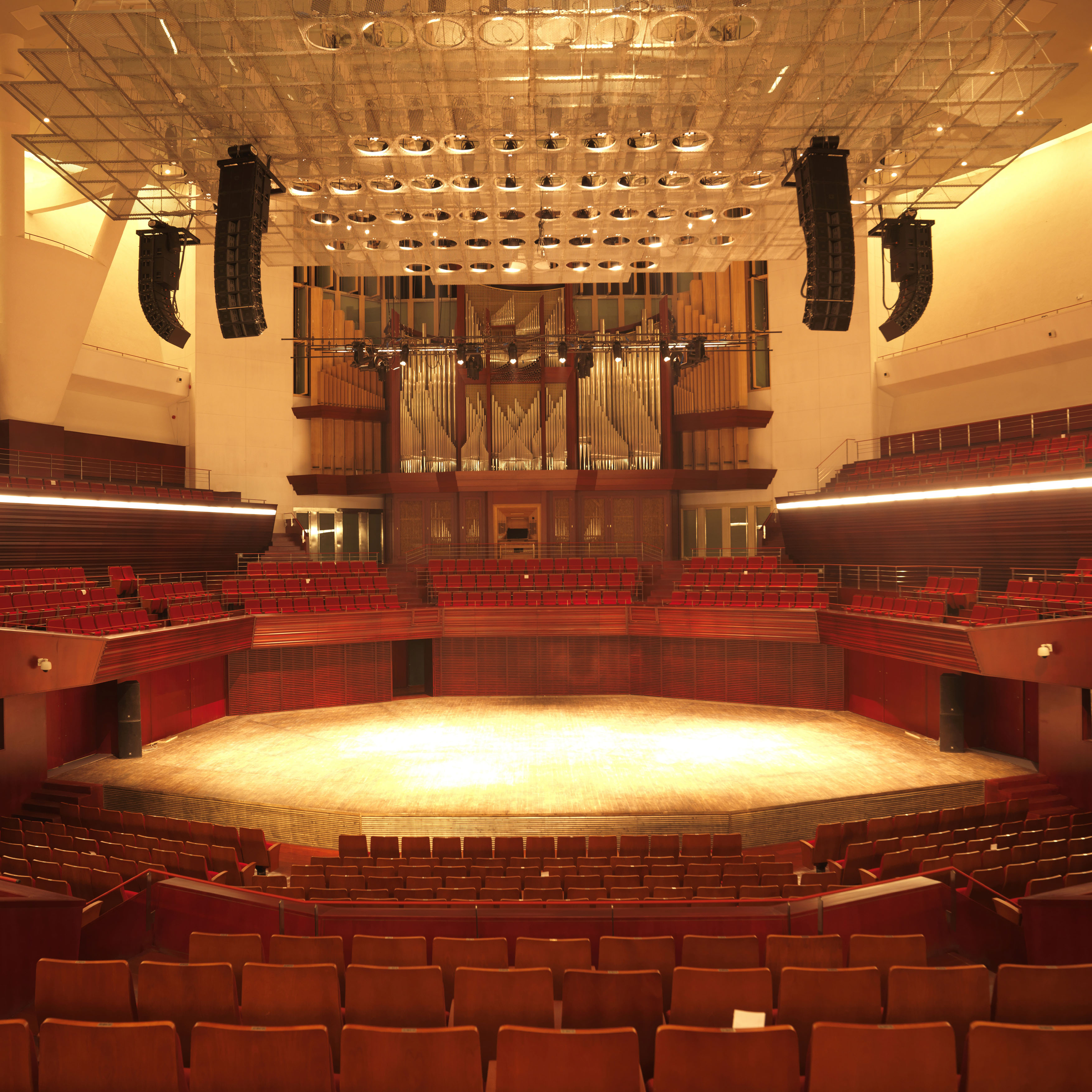 深圳音乐厅演奏大厅.jpg