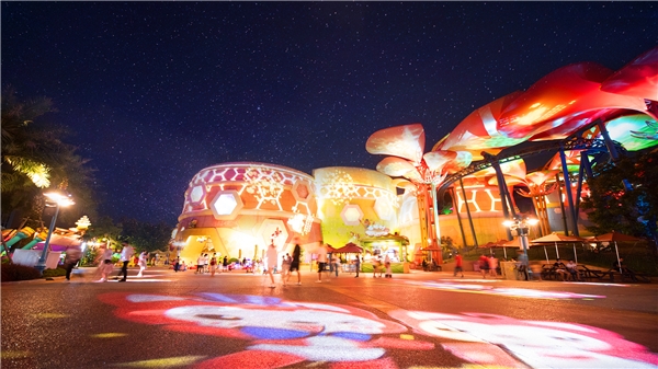 (广州融创乐园主题夜游)(广州融创水世界)此次惠民活动响应广州市经济